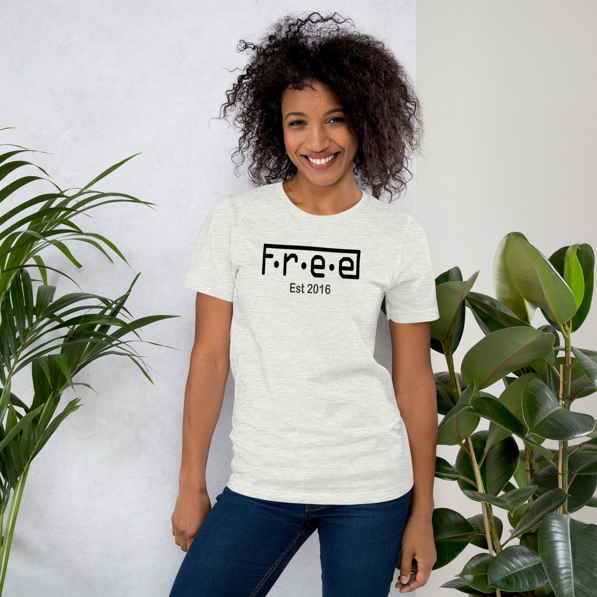 F.r.e.e 2016 Unisex t-shirt