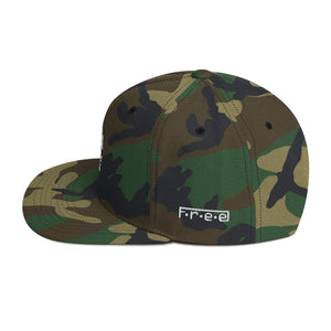 F.r.e.e two skull snapback hat