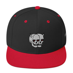 F.r.e.e two skull snapback hat