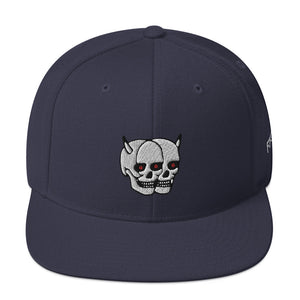 F.r.e.e two skull snapback hat