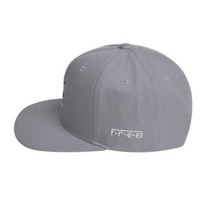F.r.e.e two skull snapback hat