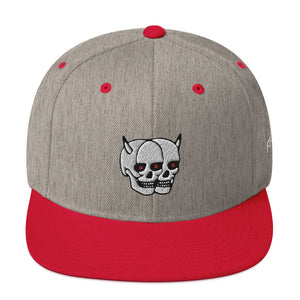 F.r.e.e two skull snapback hat