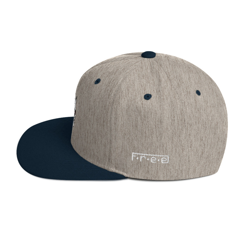 F.r.e.e two skull snapback hat