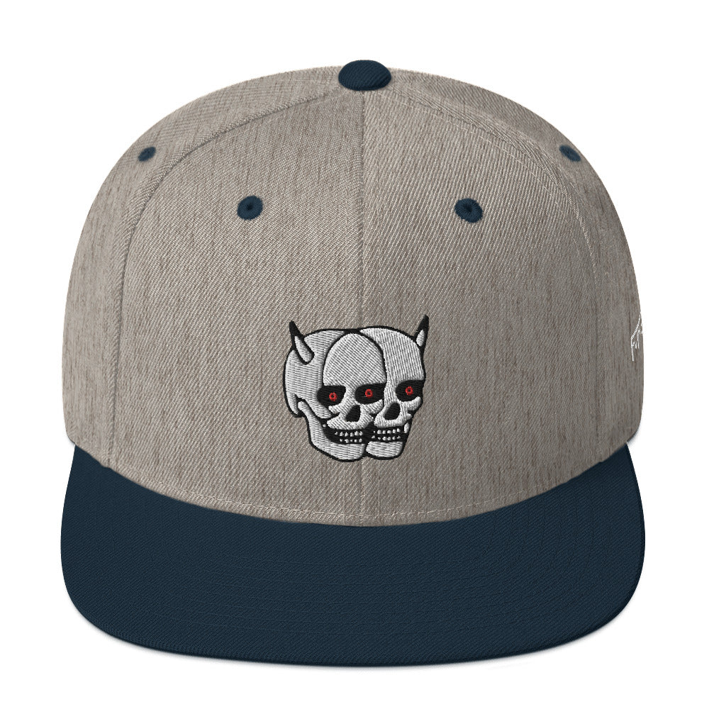 F.r.e.e two skull snapback hat