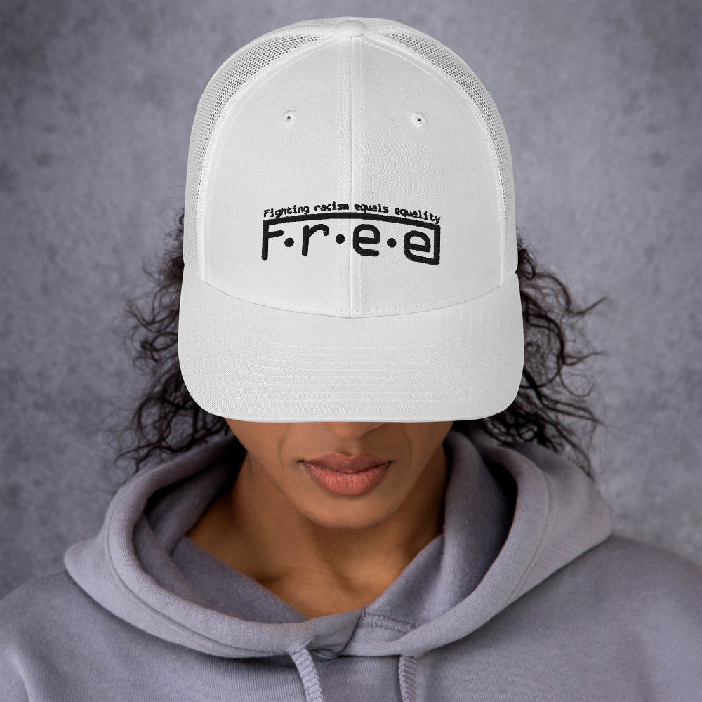 F.r.e.e fight Trucker Cap